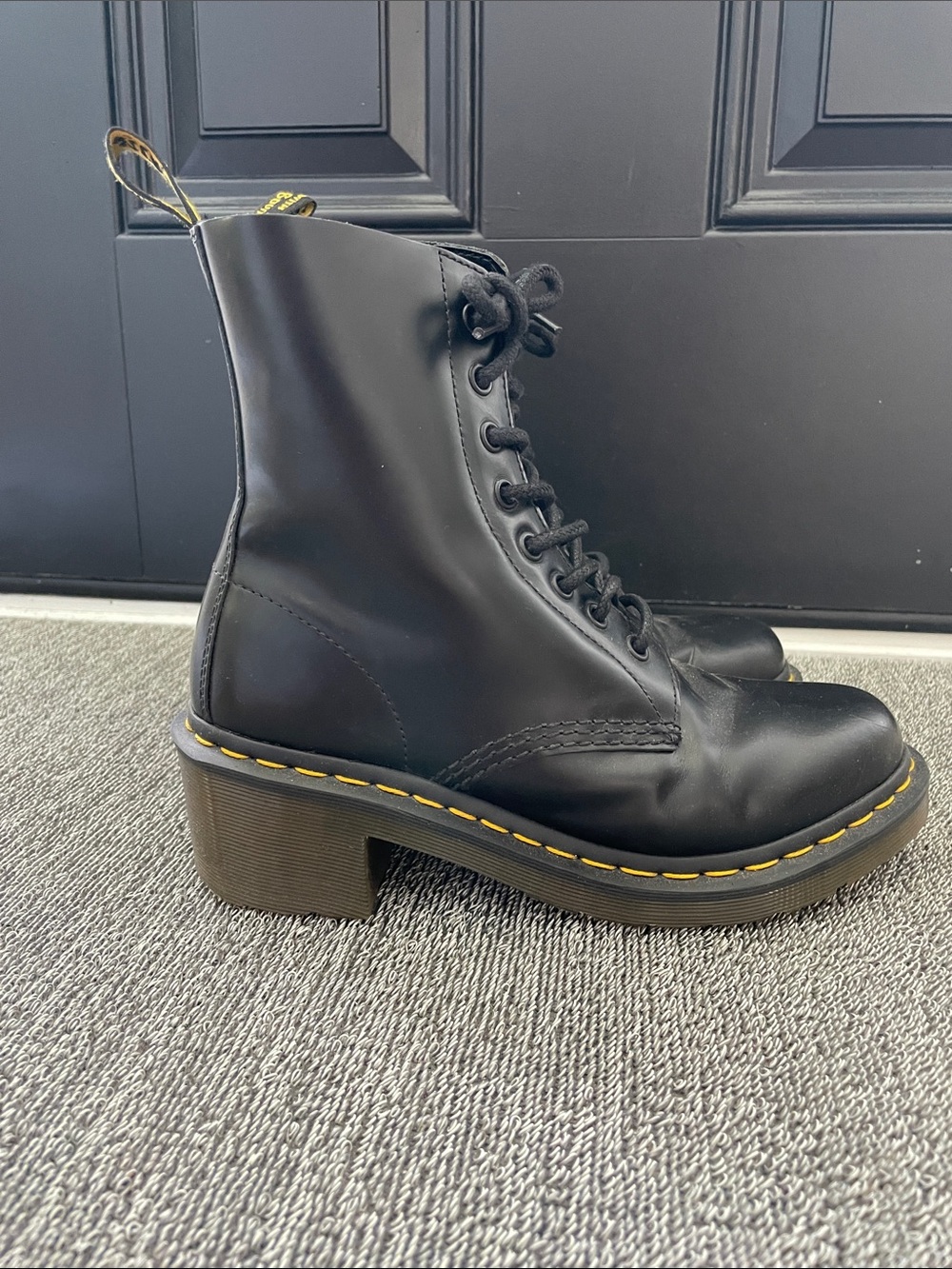 DR. MARTENS CLEMENCY WOMEN'S
SMOOTH LEATHER HEELED LACE UP BOOTS